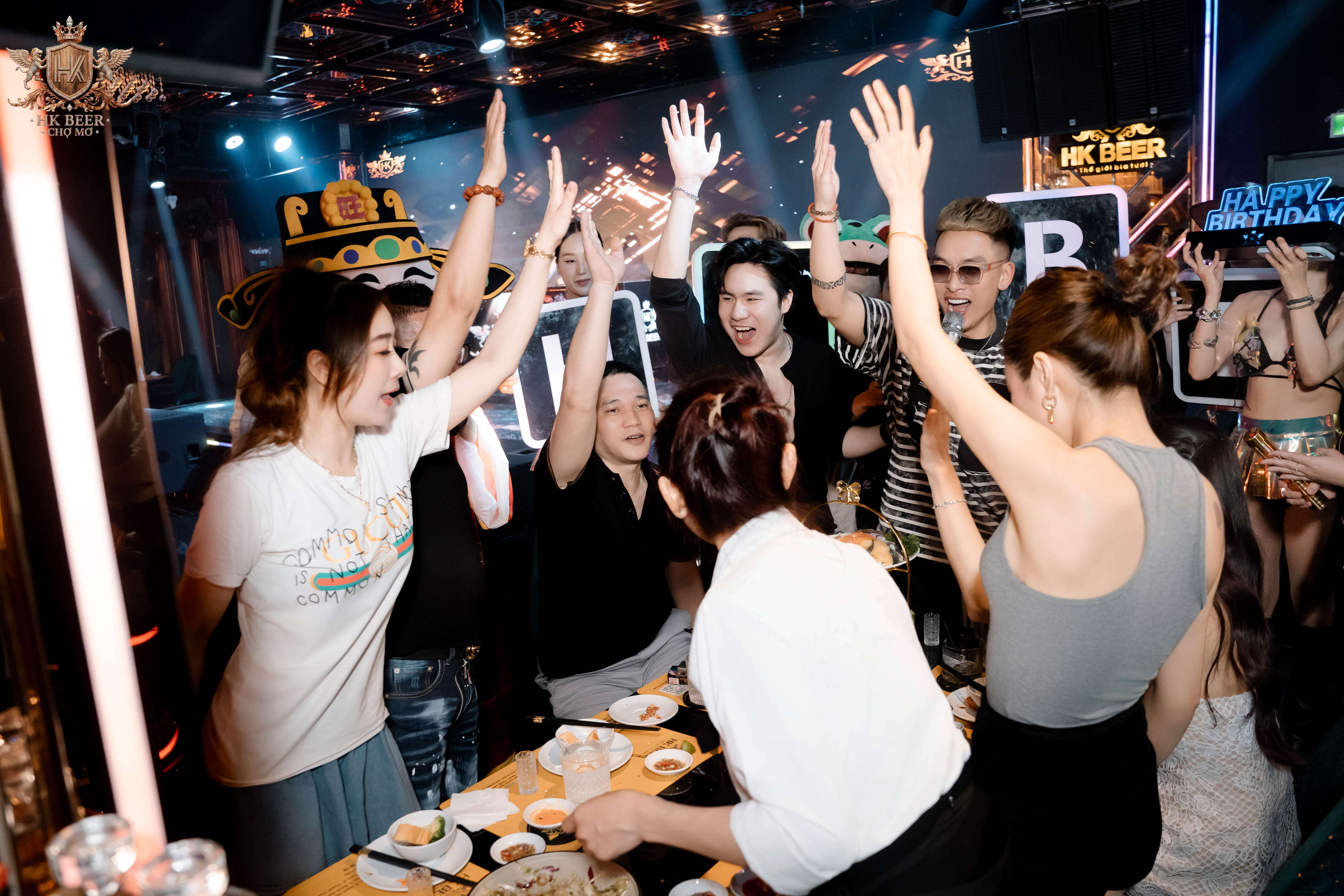 HK Beer Chợ Mơ - Địa điểm giải nhiệt mùa hè tại Hà Nội